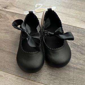 NWT Black Mary Jane Walkers